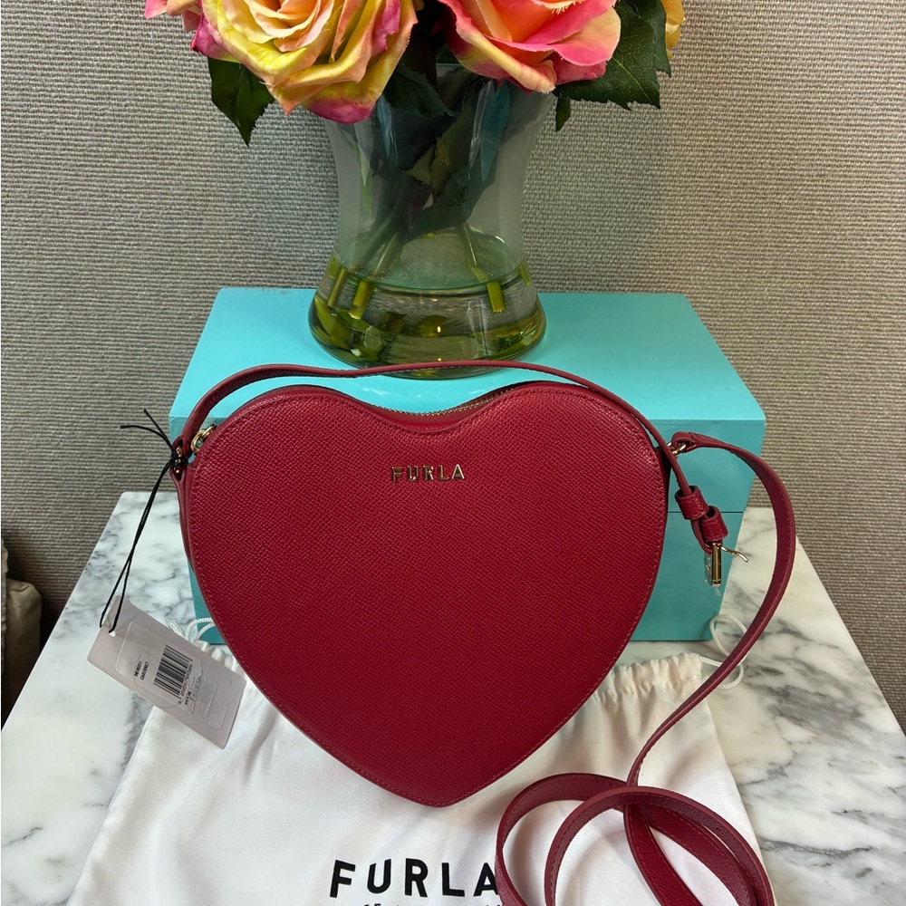 NWT Furla Cabernet Red Leather Lilli Heart Crossbody Bag - Retail $258 - Picture 2 of 10